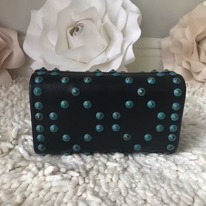 Inc international concept flaviee stud mini.